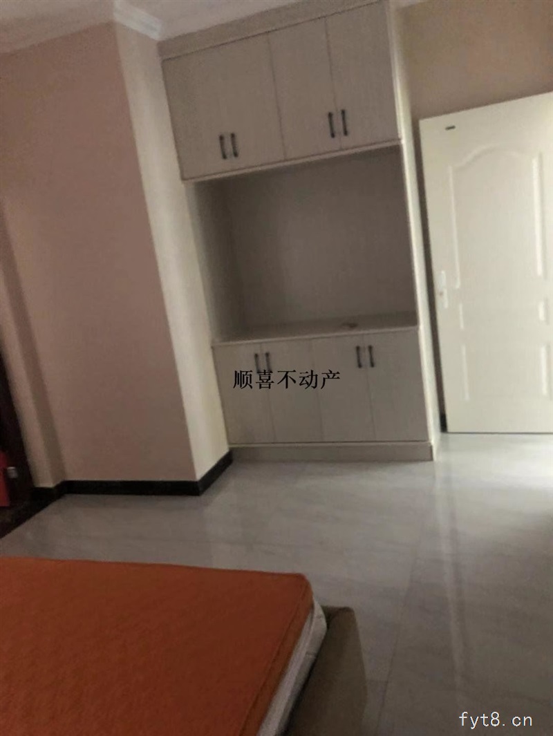 同运小区一楼2室精装修拎包入住,包物业